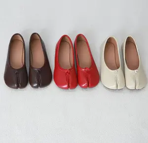 2026 Trendy Split Toe Ballet Shoes, Women Tabi Style Soft Leather Flats, Casual Slip On Loafers, Lightweight Non-slip Footwear, for Work, Office, Daily Wear, Versatile Fashion Shoes for All Occasions