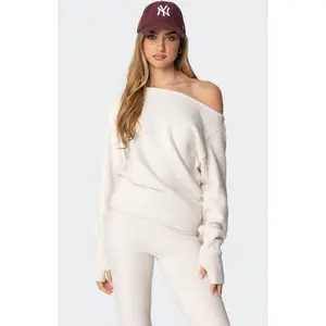 Edikted Women's Plush Oversized Asymmetric Sweater