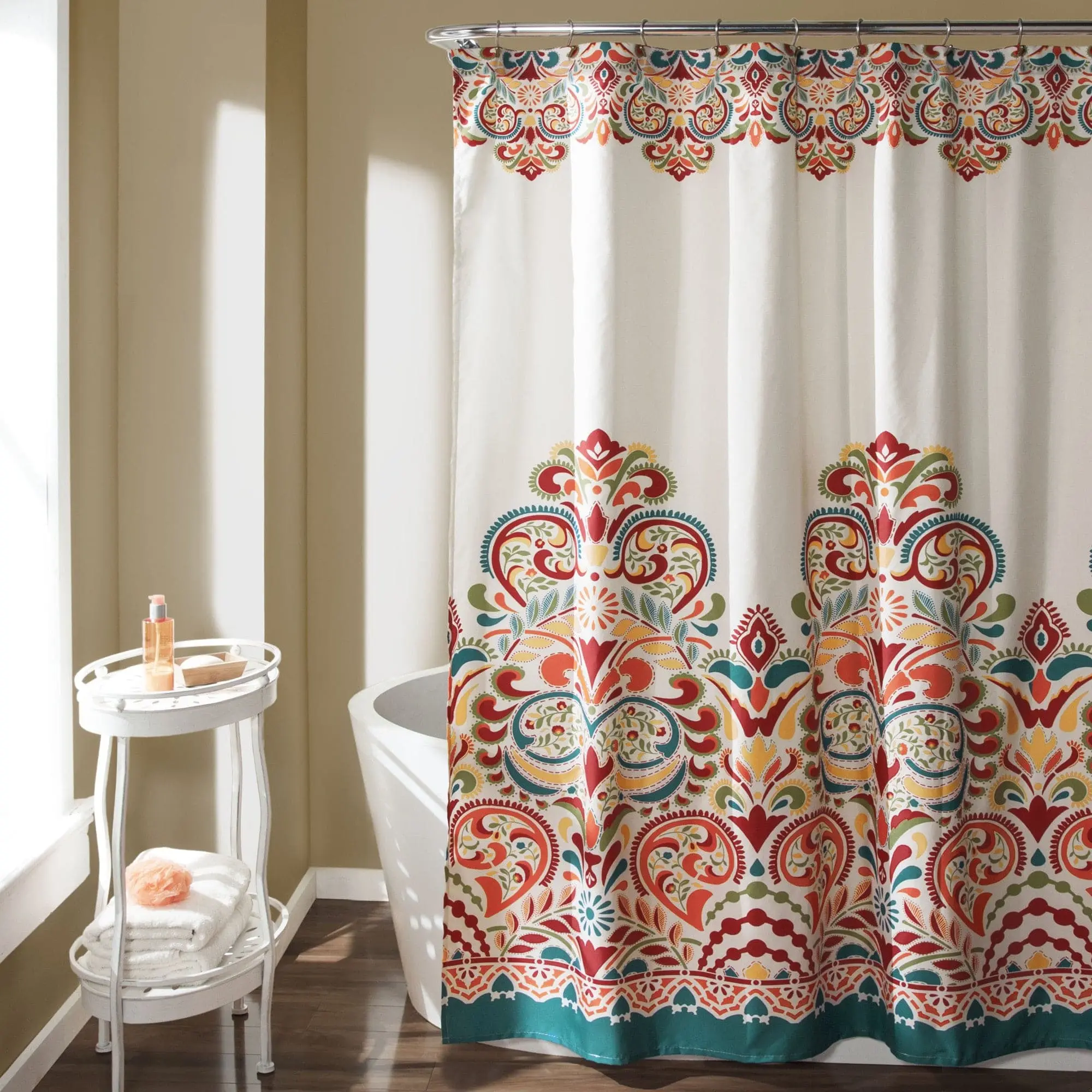Lush Decor Clara Shower Curtain - Colorful Print Design, Lightweight and Washable, Ideal for Various Bathing Needs