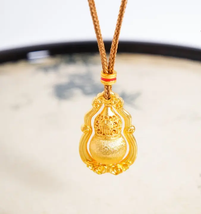 Spinning Gourd Pendant Sand Gold Material Shines Life Gathers Fortune Protects Peace Daoist Master Tong Youzi Consecrated Lucky Charm for Luck & Protection