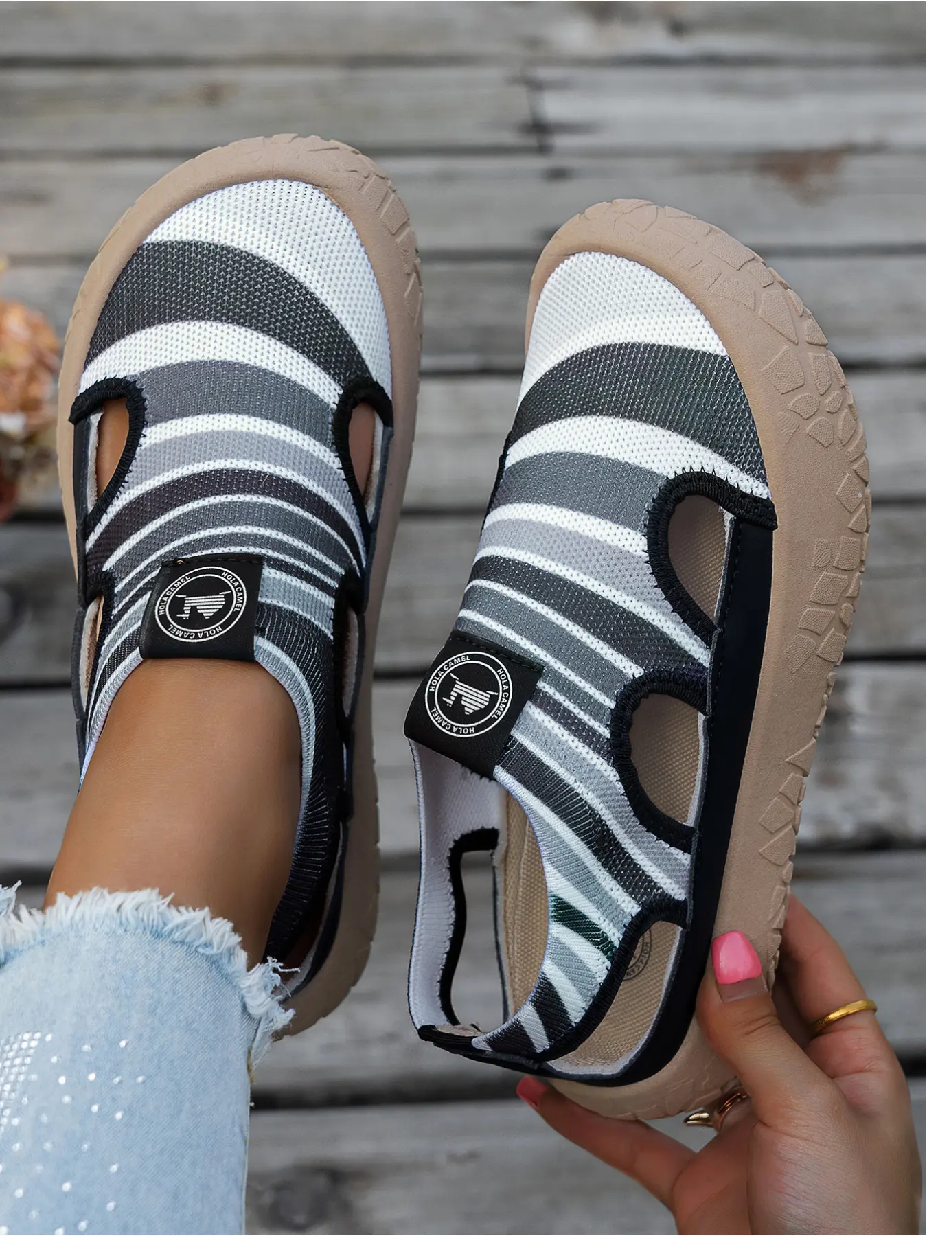 Striped Flyknit Openwork Casual Striped Pattern Sandals Summer Outdoor Sandals for Women Breathable Thick Soles Anti-Slip One-Piece Lazy Sandals Summer Outerwear with Toe Holes Multiple Colors Available