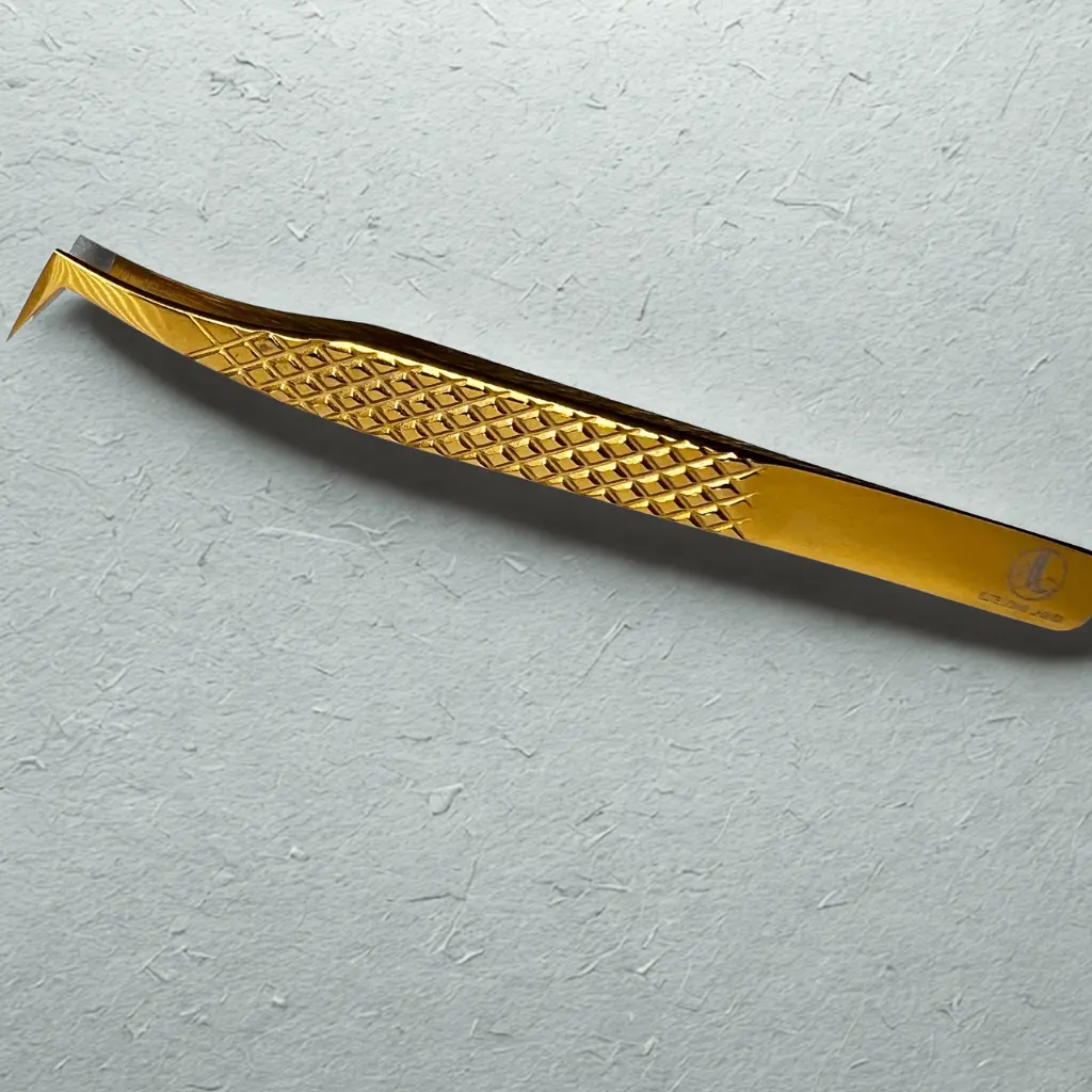 Lash Magnet Nano Tips Mega Volume Tweezer - L Shape Lash Magnet Nano Tips Mega Volume Tweezer - L Shape