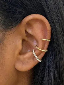 Ear Cuff Earrings for Women Non Piercing Gold Ear Cuffs Artifical Cubic Zirconia Sparkling Round Huggie Ear Cuff Ear Cuff for Non Pierced Ears Clip on Cartilage Earring Fake Earrings Silver Gold Earrings For Valentine's Day Gift New Year Gift