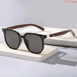 Women's Retro Polygonal Classic Sports Eyewear Sunglasses - Classic Tea Lenses, Wood Grain Temples, Korean-Style, Lightweight, UV-Protective Shades for Daily Streetwear & Casual Outfits