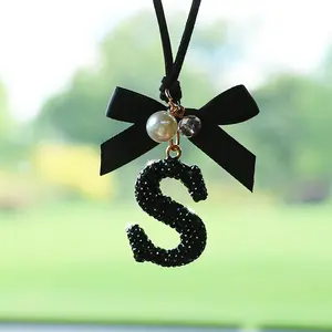 Fashion Bow Car Pendant, Letter Design Rearview Mirror Decoration, Perfect Gift for Holidays & Birthdays, Elegant Auto Accessory, Car Interior Decoration, Car Hanging Decoration