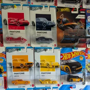 Collectible Die-Cast Vehicle