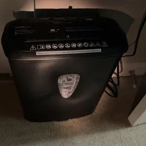 Bonsaii Paper Shredder for Home Use, 8-Sheet StripCut Home Office Shredder, CD/Credit Card Shredder Machine with Overheat Protection, 3.4 Gallons Wastebasket