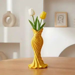 Elegant Dress Vase, Blends High-End Fashion Elegance with Minimalism, Home Decor Plastic Vase, Stylish Floral Arrangement Accessory