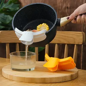 Anti-spill Kitchenware Pot Round Mouth Edge Guide Duckbill Liquid Guide Spout Soup Pourer