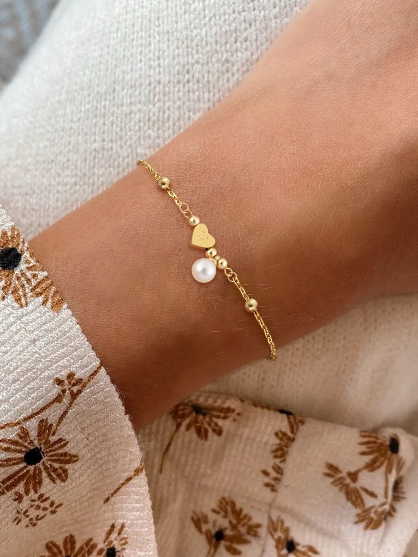 Women's Heart-Shaped Initial Pearl Pendant Bracelet, Stainless Steel Bead Chain, Casual Fashion Jewelry for All Seasons