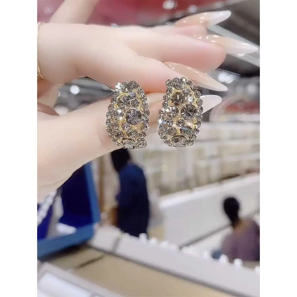 Women's 2024 Full Rhinestone Classy Stud Earrings - Influencer-Style, Silver Post, Versatile Costume Jewelry, HNAN99