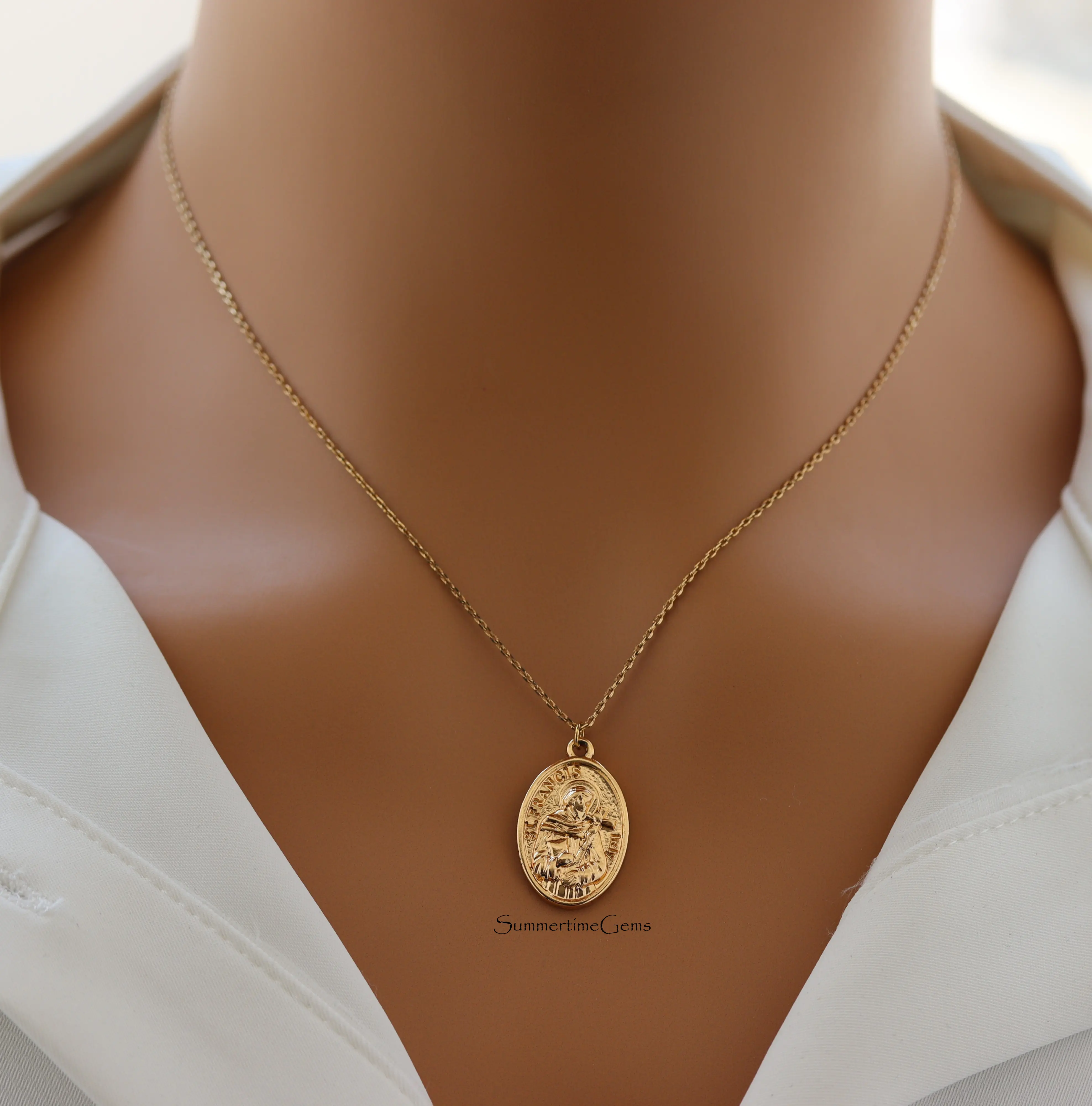 14K Gold Plated St. Francis Oval Pendant Necklace – Meaningful Religious Jewelry for Everyday Faith