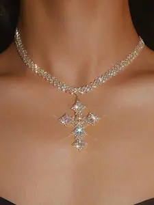 Trendy Full-Zircon Cross Design Pendant Necklace for Women, Fashionable Choker Style for Everyday Wear, Elegant Summer Jewelry