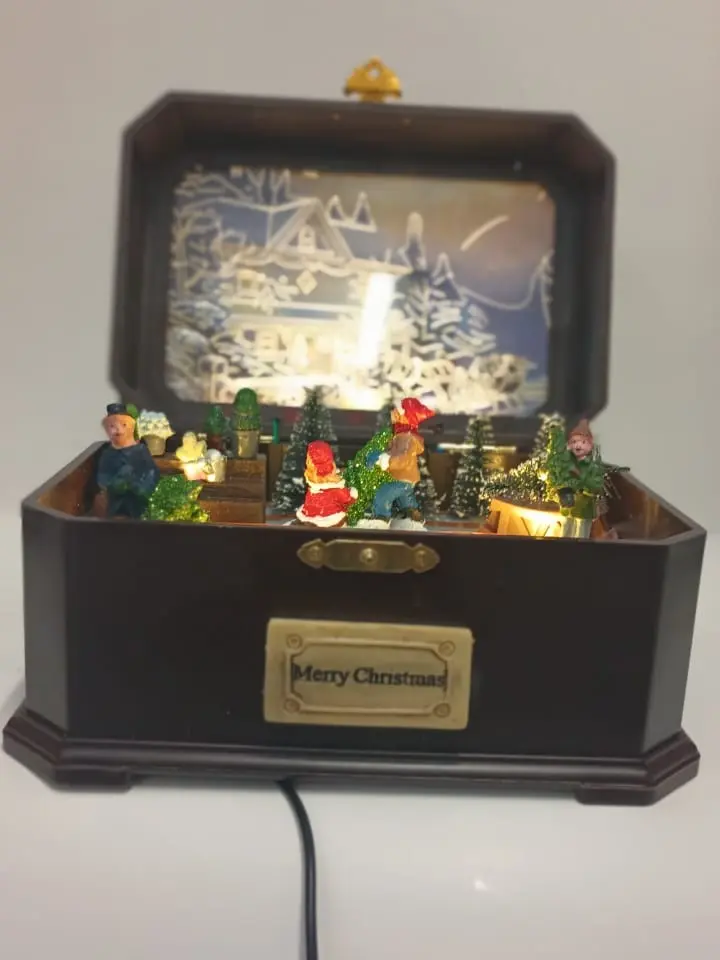 Christmas Music Box, USB/Battery Operated Christmas Ornament