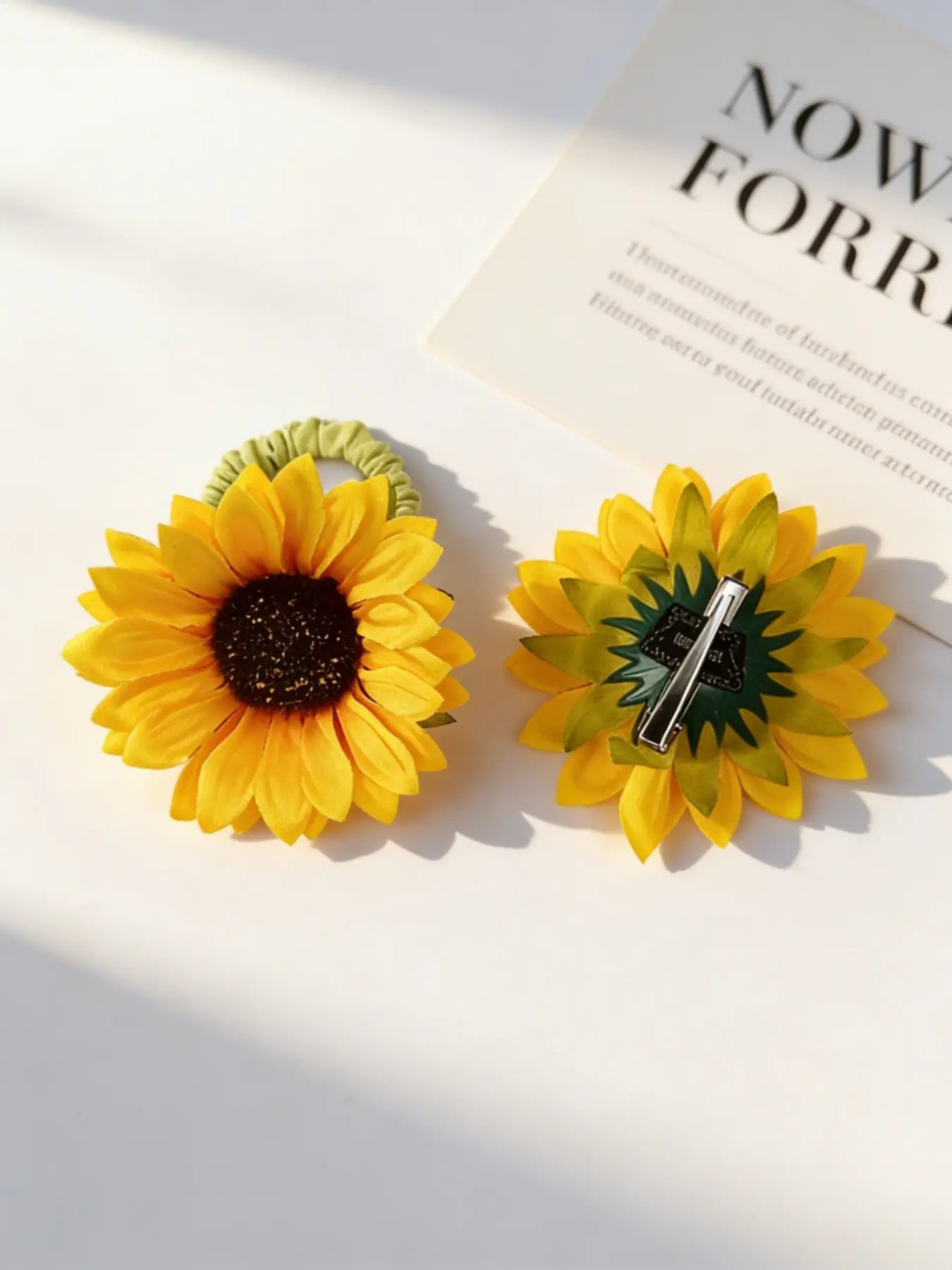 Sunflower Hair Clips Set, 2 Piece Sunflower Hair Accessories, Cute Floral Design, Perfect for Beach Vacation Photoshoots, Hair Accessory For Hair, Hair Styling Clips, Fun Hair Clips