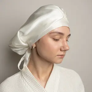 100% Mulberry Silk Bonnet, Dual-Layer Design, Moisture Retention, Ideal for Hair Protection and Care