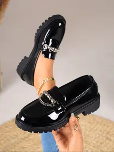 Women's Fashion Mary Jane Shoes with Metal Chain Buckle, PU Leather Casual Flats, Comfortable Slip-On Mules for All Seasons