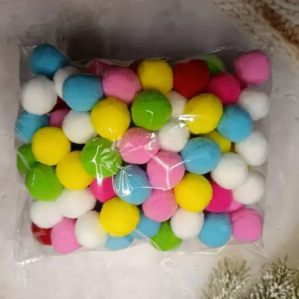 100 pieces 3 cm self-propelling balls, individually packaged