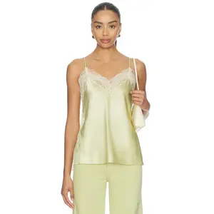 Veronica Beard Johanan Top in Pistachio