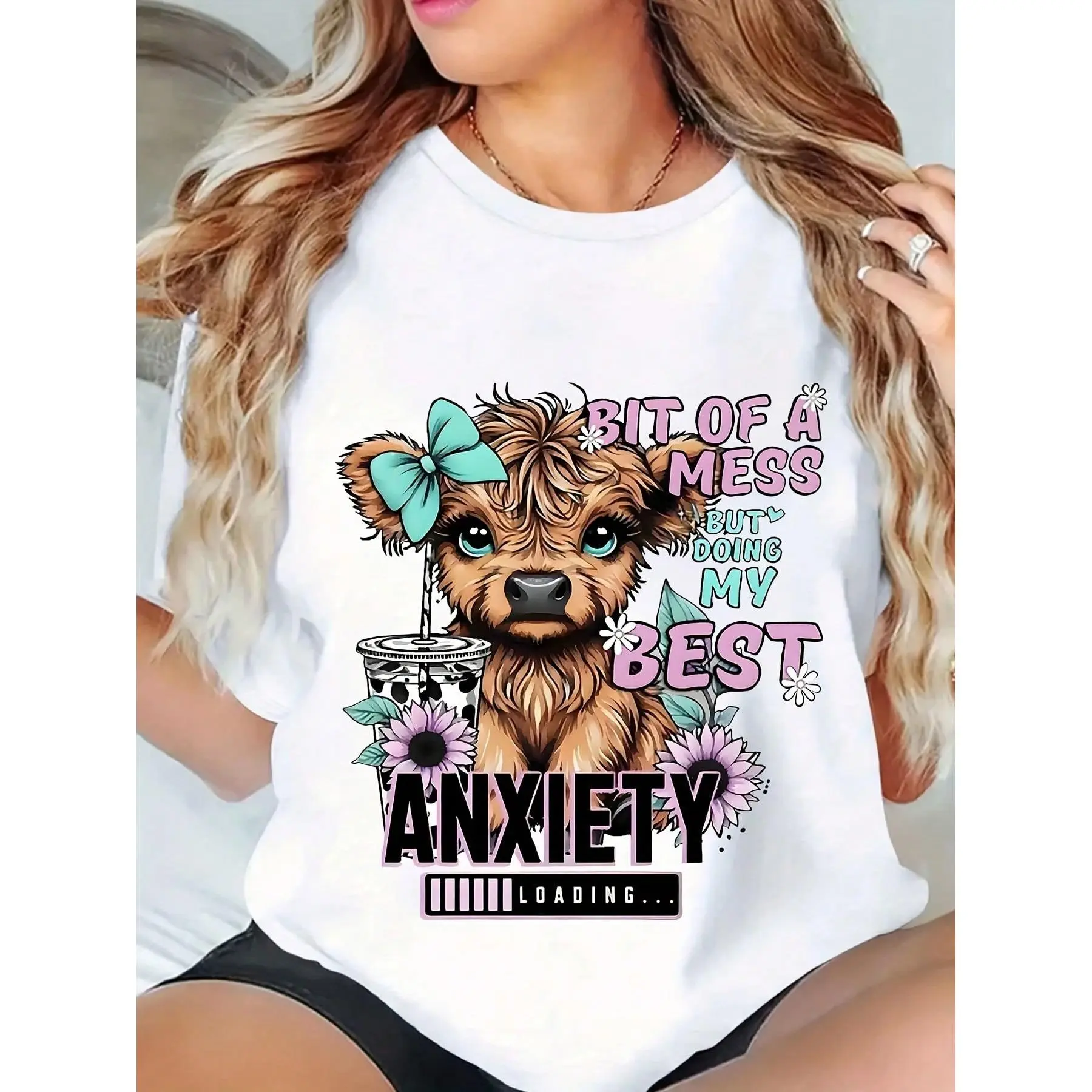 Women's Plus Size Cute Floral Highland Cow Cotton Casual T-Shirt - Short-Sleeve Round Neck Elegant Fashion Top, Comfortable Streetwear for Daily Wear, Do Not Dry Clean