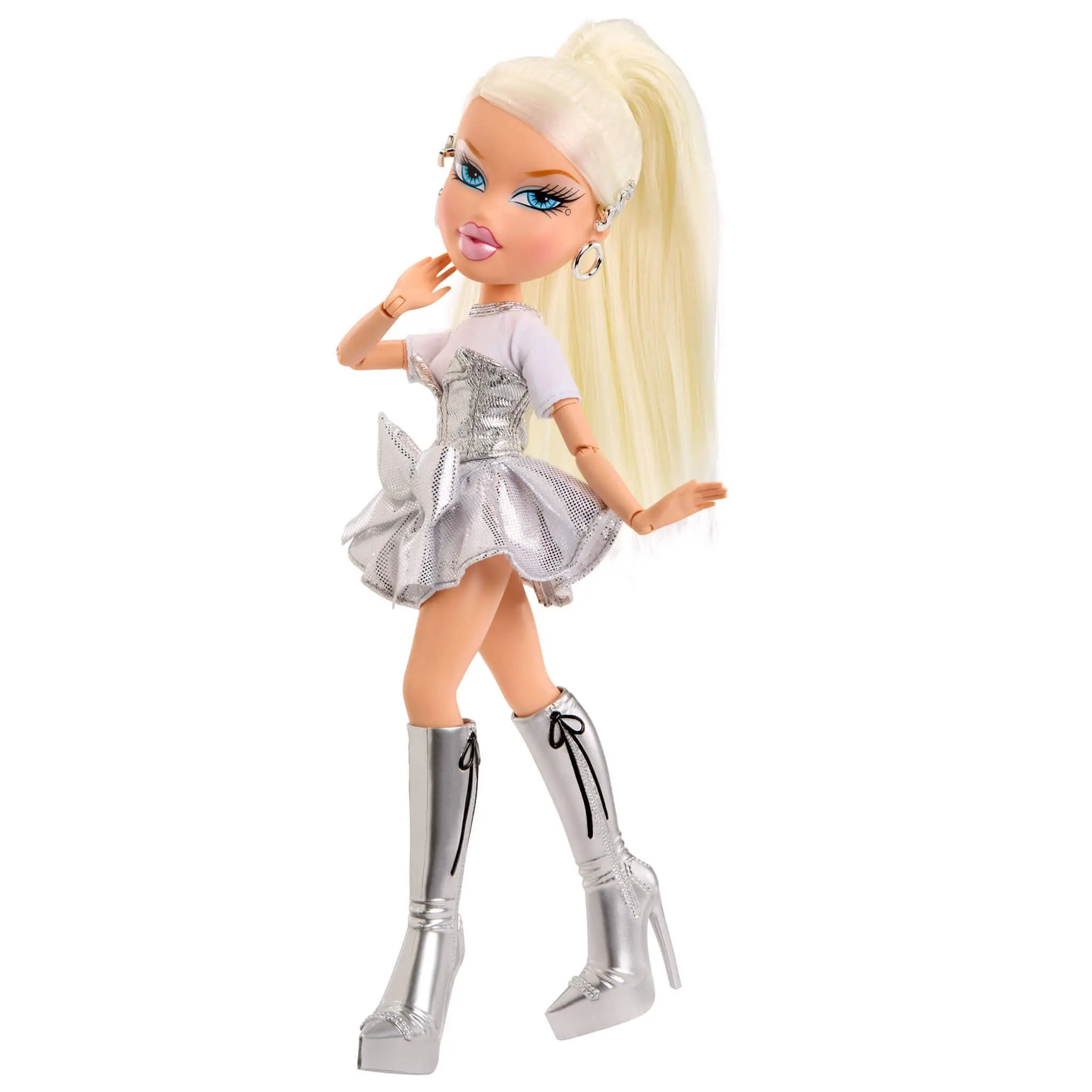 Bratz Charmz Doll - Cloe Bratz Charmz Doll - Cloe