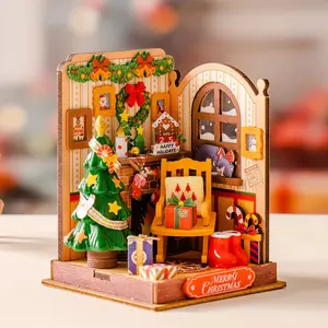 Rolife DIY Miniature House - Christmas Fireplace DS041