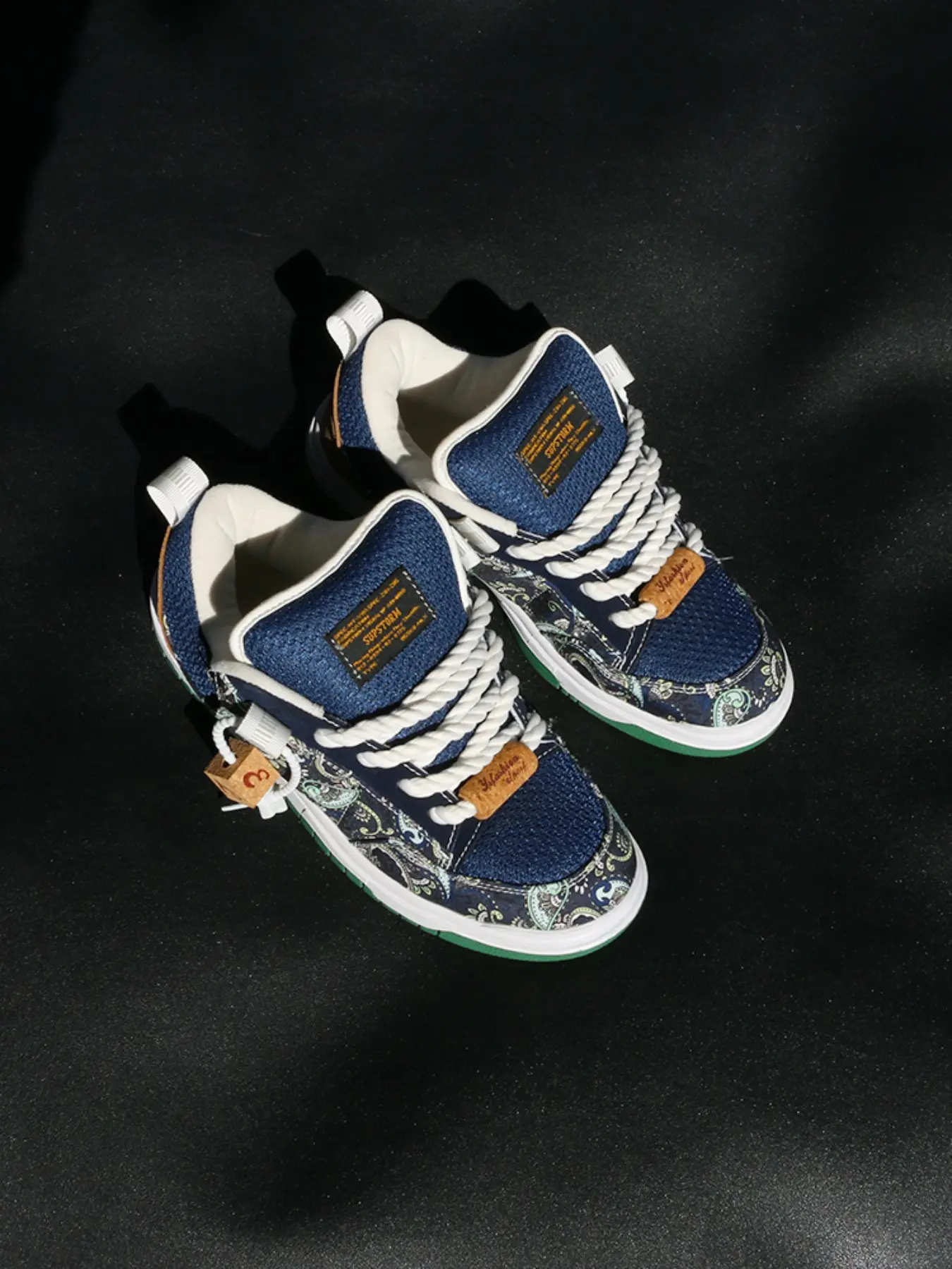Men's Low-Top Canvas Shoes, Anti-Slip Wear-Resistant, Fashionable Casual Sneakers, Sports Shoes, All Seasons, Large Size 50, Blue Color