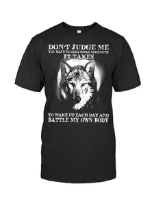 Men'S & Women'S Wolf Graphic T-Shirt - Bold "Don't Judge Me" Slogan Tee - Soft Breathable Everyday Shirt - Regular Fit Round Neck Top - Machine Washable Casual Streetwear for Parties Outfits & Casual Attire - Statement Apparel for Adults Party Outfit Retr