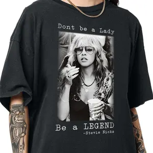 D0n't Be A Laady Be A Leg3nd St3vie Niicks Shirts, 80s Music Shirt, Rock Band Shirt, St3vie Niicks Tees, Vintage Tshirt, Fl3etwo9d Mac Shirt, Unisex Short Sleeve Tee Shirt