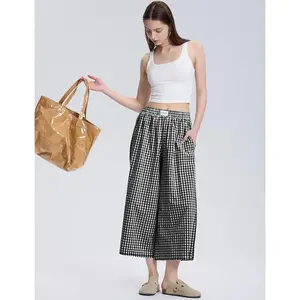 Women’s wide-leg capri pants/culottes in cotton gingham plaid, summer elastic-waist palazzo trousers with pockets