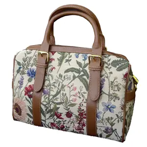 Tapestry Medium Purse - Morning Garden