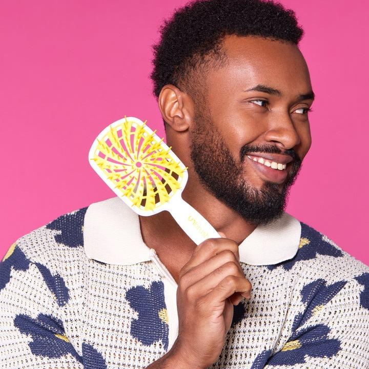 UNbrush Plus Detangling Hair Brush, Gentle Tangle Release, Reduced Dreakage, Decreases hair drying time, Easy-to-Clean, Ultra Light, Soft Bristle by FHI HEAT