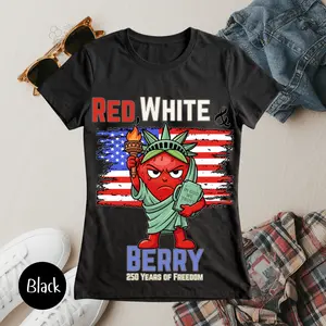 Men's Short-Sleeve Fleece Jersey Round Neck Shirt, Patriotic Red White & Berry Graphic Tee, USA 250-Year Independence Day Summer Top, Nyaman Lembut Comfort Wear Cotton Fabric Menswear Soft Unisex Casual Distressed Relaxed Fit T-Shirt Streetwear Tshirt