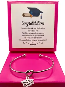 Graduation Gift Class of 2026 Charm Bracelet with Graduation Card - Ideal for Celebrating Academic Achievements