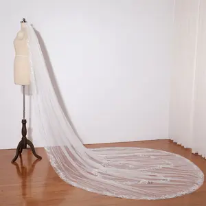 Romantic floral lace wedding veil, Cathedral wedding veil heart lace embroidery, Unique flower lace bridal veil with comb, Fingertip veil, Chapel wedding veil, Leaf wedding veil