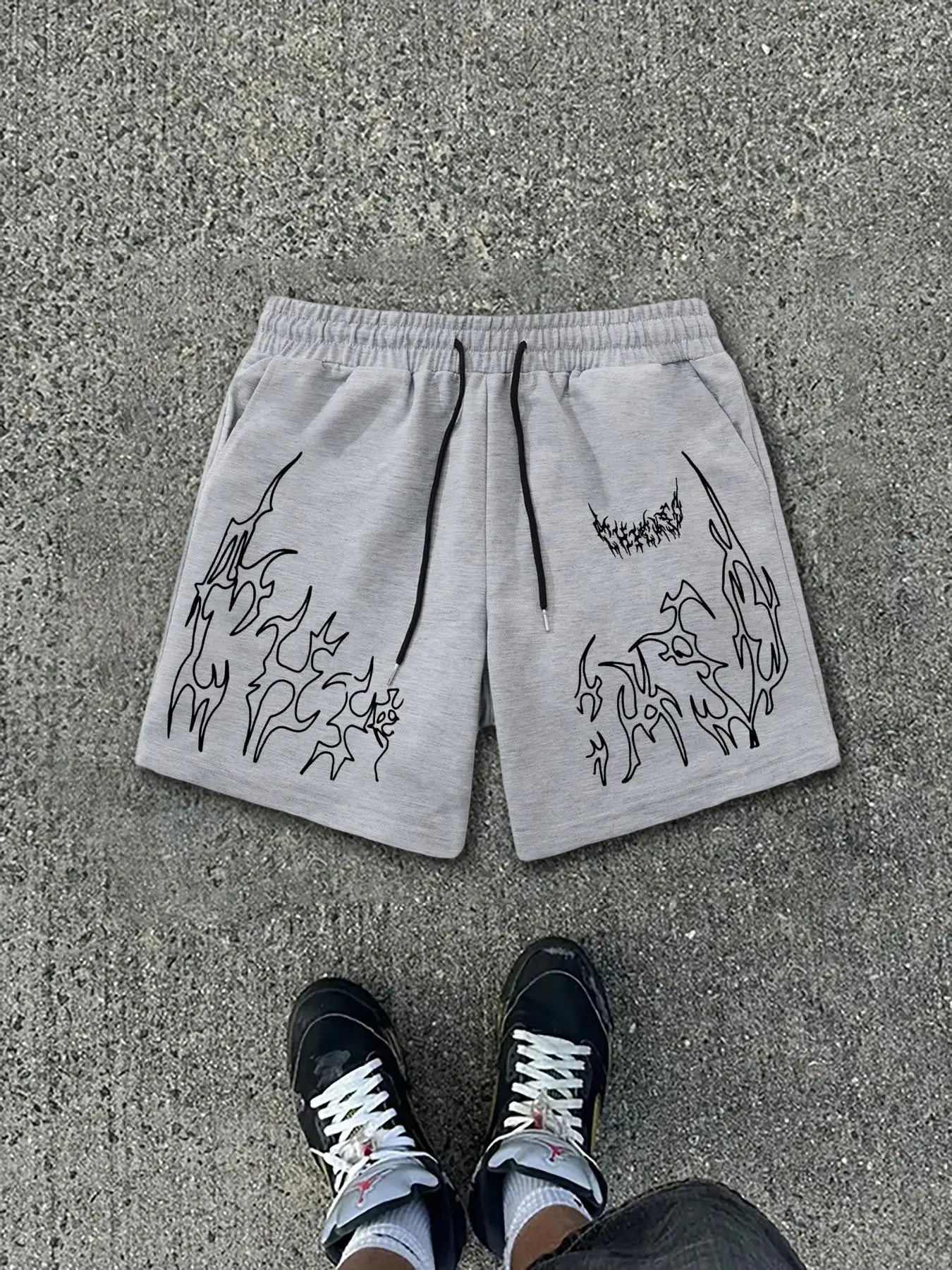 Men's Fashion Street Style Comfortable Breathable Relaxed Fit Five-Quarter Pants, Elastic Drawstring Waist, Cool Flame Pattern Print, Casual All Seasons Wear