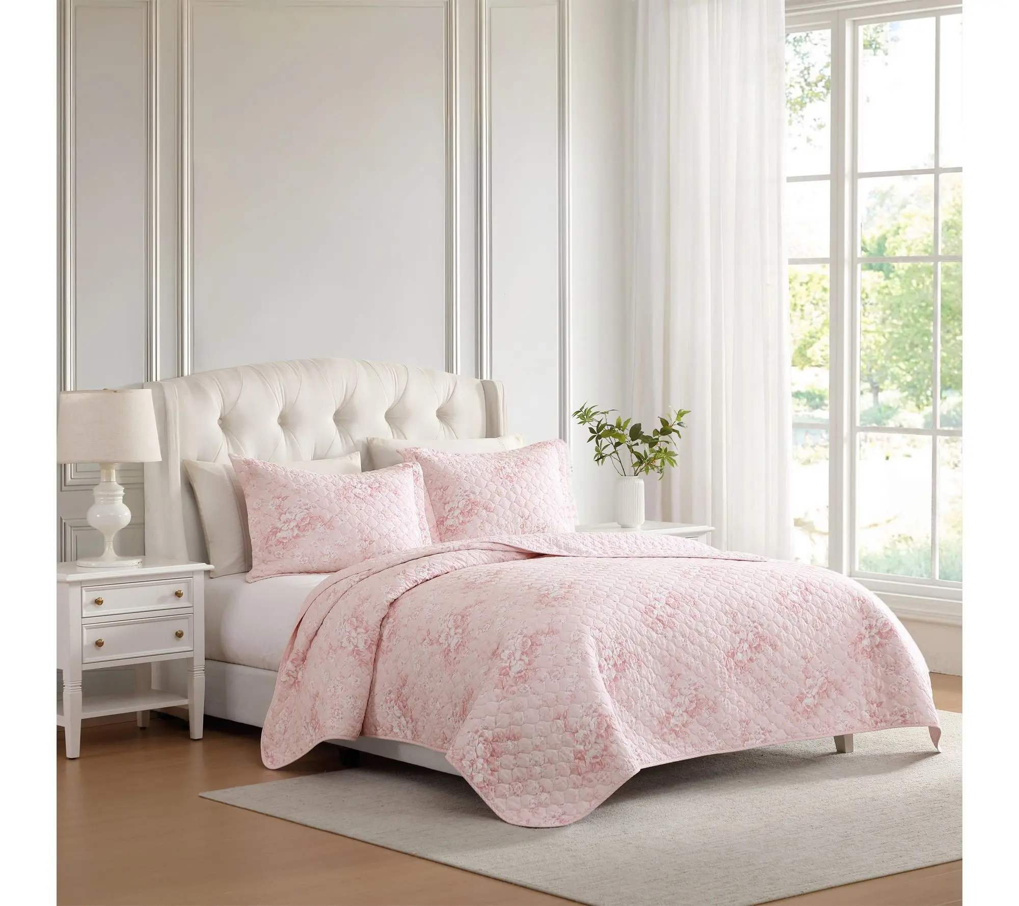Laura Ashley Toile Delightful Pale Pink CottonTwin Quilt Set