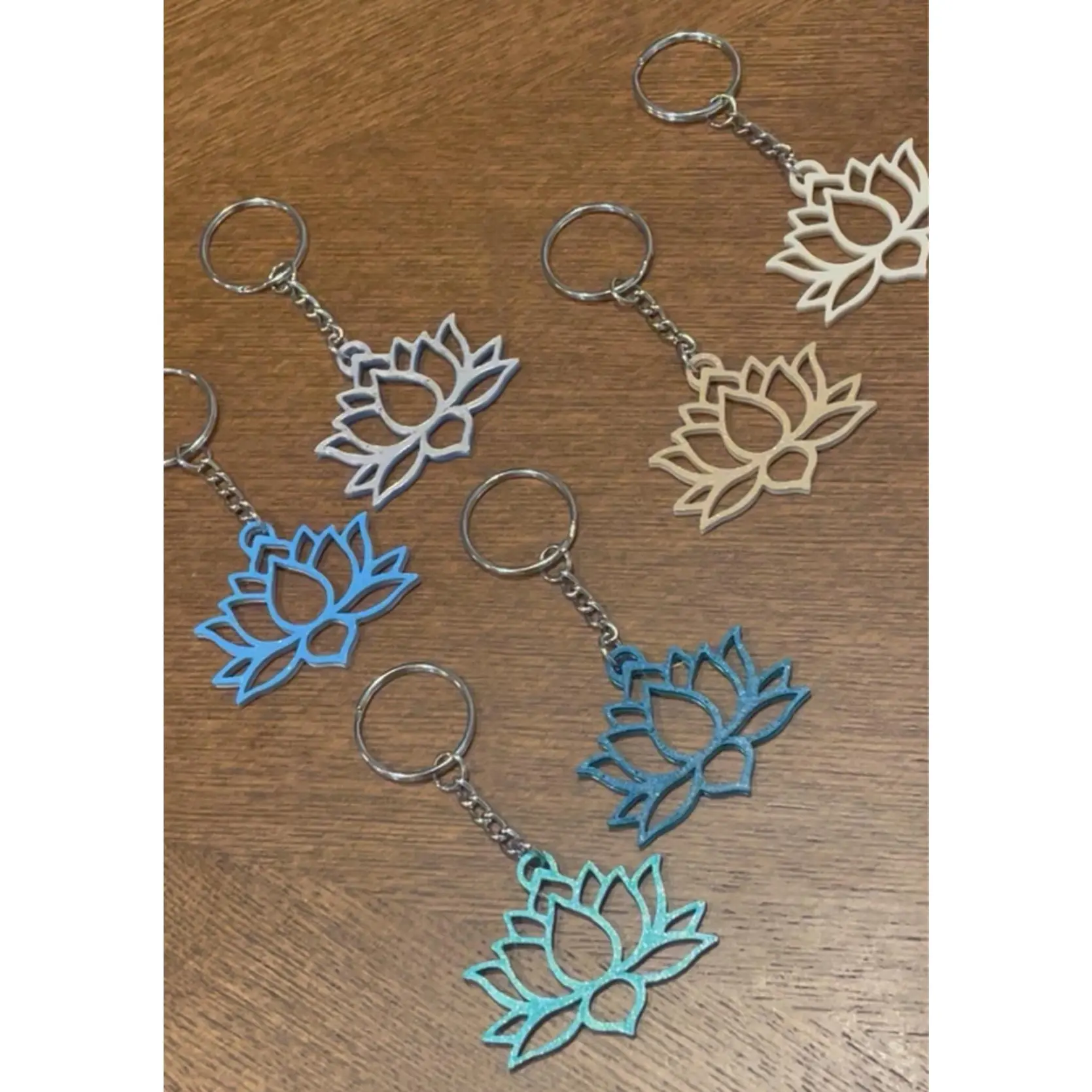 3D Printed Lotus Flower Keychain - Unique Design, Durable Material, Perfect for Gifts and Personal Use