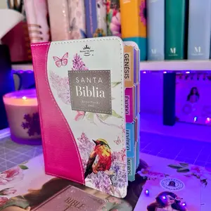 Bible in Spanish Pocketsize 8 Point Reina Valera 1960 Imitation Leather with Fuchsia Floral Bird Spine