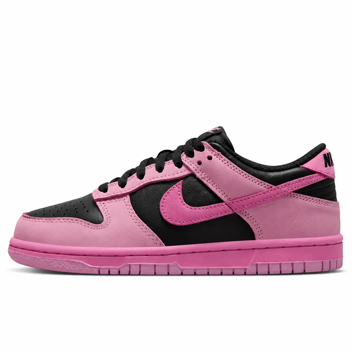 Nike Dunk Low SE Pink Rise Black (Women's/Youth) (SKU: IO0319-600) Nike Dunk Low SE Pink Rise Black (Women's/Youth) (SKU: IO0319-600)