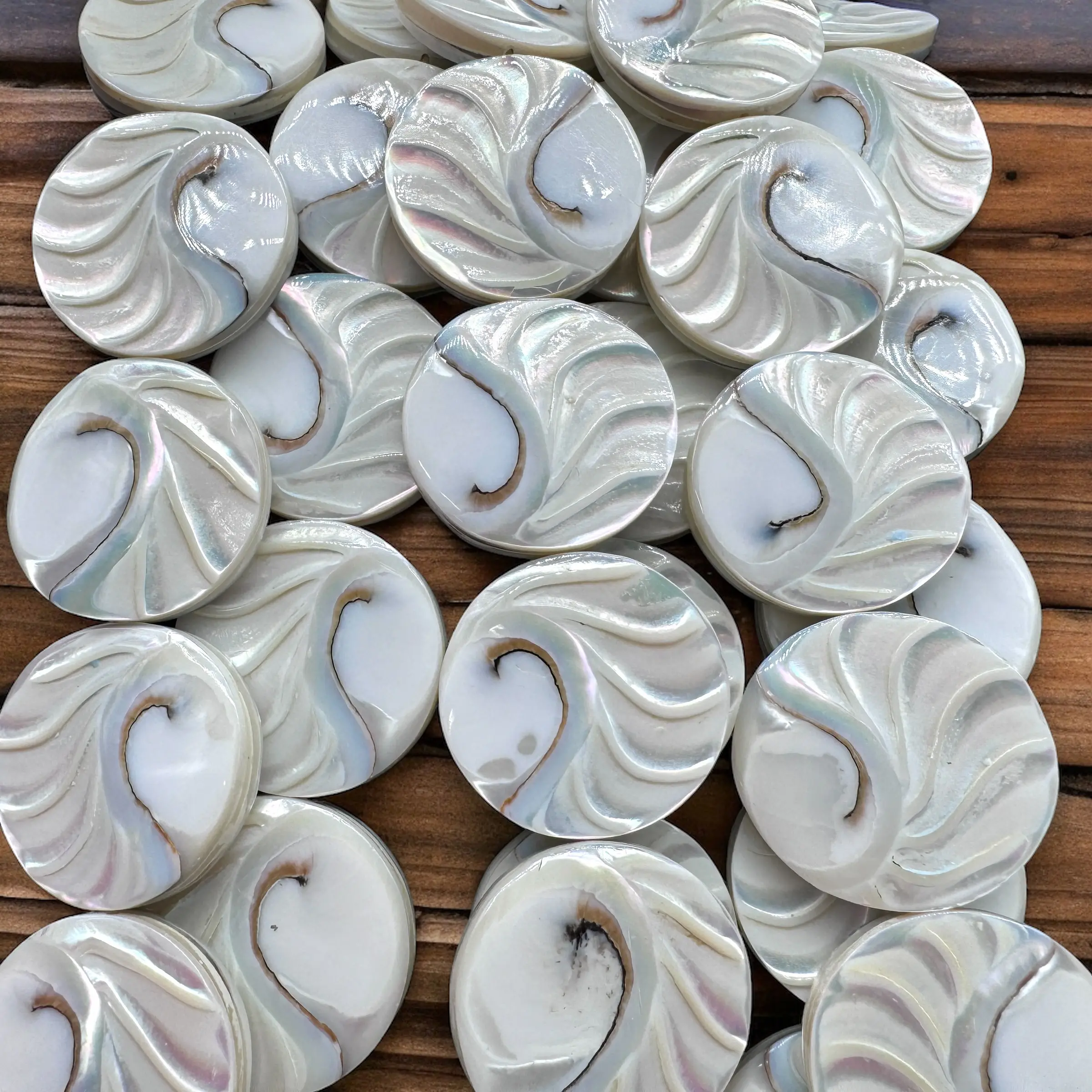 Harmony-Line Nautilus Shell Beads - 3D Tactile Grooves -  Coin Shape - Inner Core Cut - Exclusively Sourced From Gigantic Shells (One of The Most Valuable Exotic Seashells in The World) DIY Jewelry Making - 8 Inches (Half Strand)