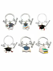 Unisex Metal Graduation Cap Keychain 2026, Commemorative Grad Gift, Casual Style, All Seasons, No Choking Hazard, Letter Pattern