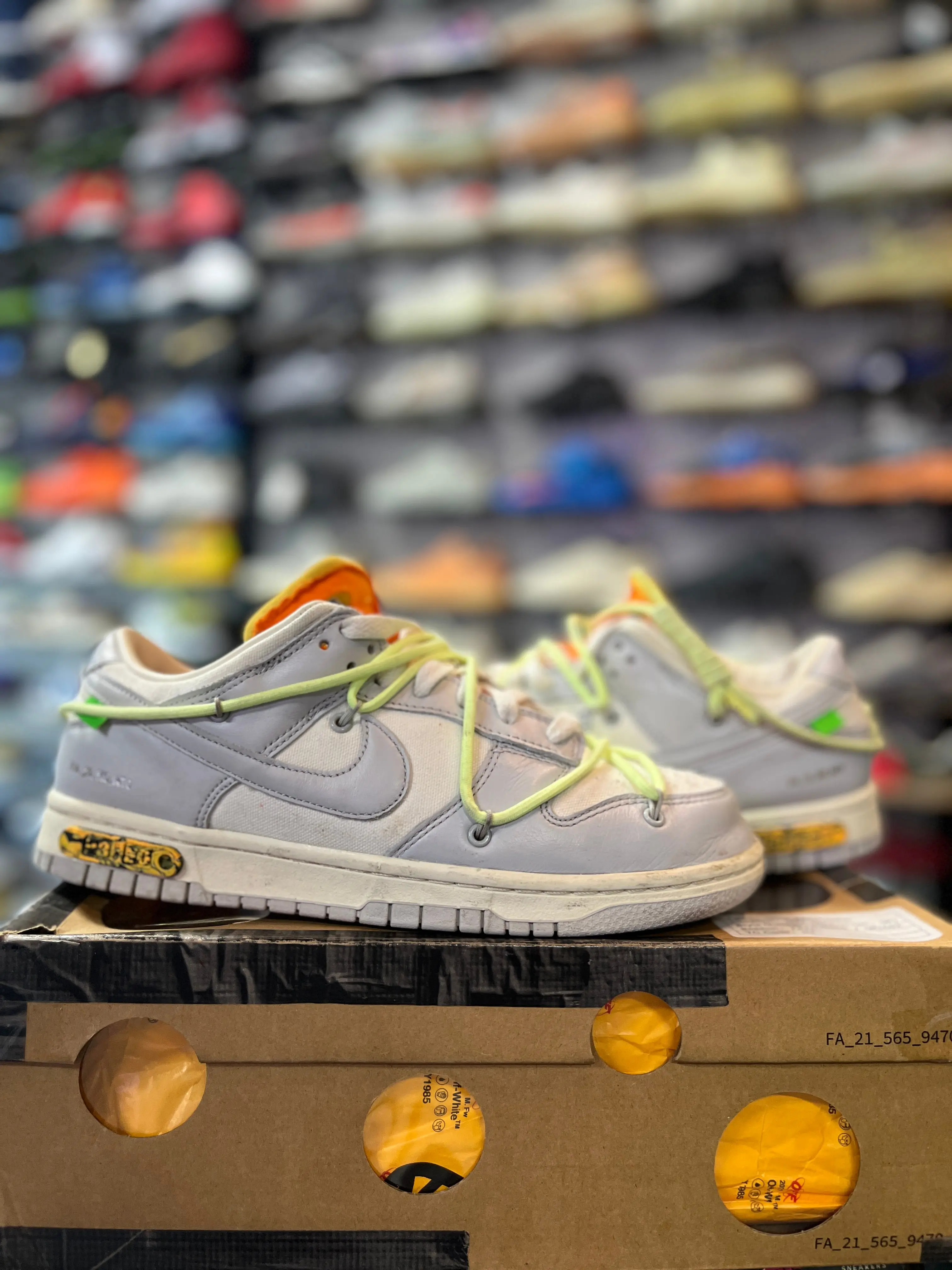 Nike Dunk Low Off-White Lot 43 (TC) Preowned