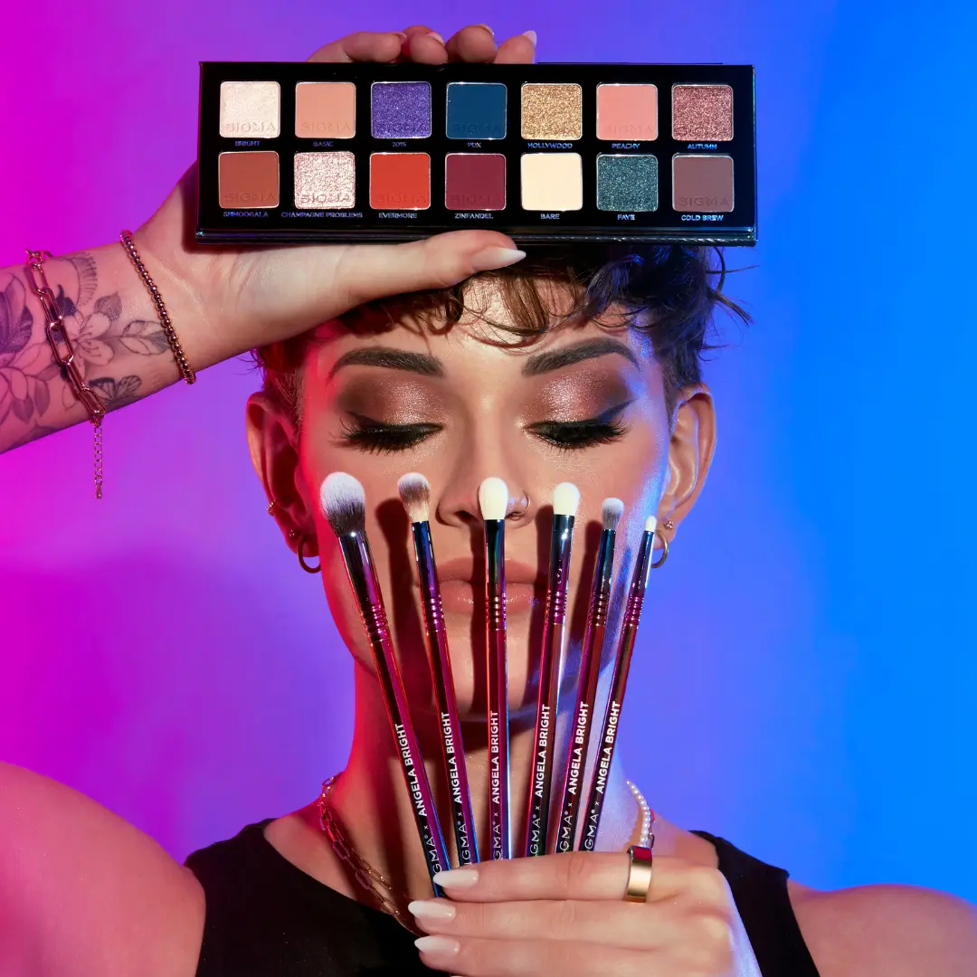 Sigma Beauty Sigma x Angela Bright Brush Set & Eyeshadow Palette