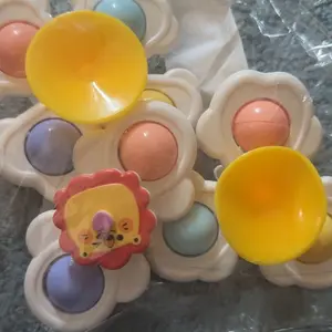 3 Pcs Suction Cup Spinner Toys,Fidget Spinner Toy,essentials， Spinning Toys for Toddlers 1-3, toys，bath toys Sensory Toys Early Education Toys Bathtub Toy Dining Chairs Toys, Birthday Gifts for Boy Girl , Suitable For Daily Use Of Babi