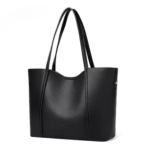 Trendy Leather Handbag – Classic, Versatile, Must-Have Accessory