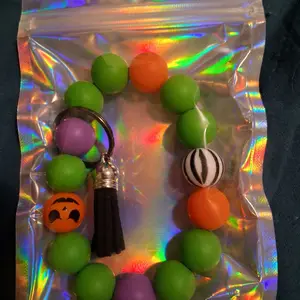 Halloween Silicone Bead Wristlets with Colorful Beads and Tassel Charm for Festive Accessory