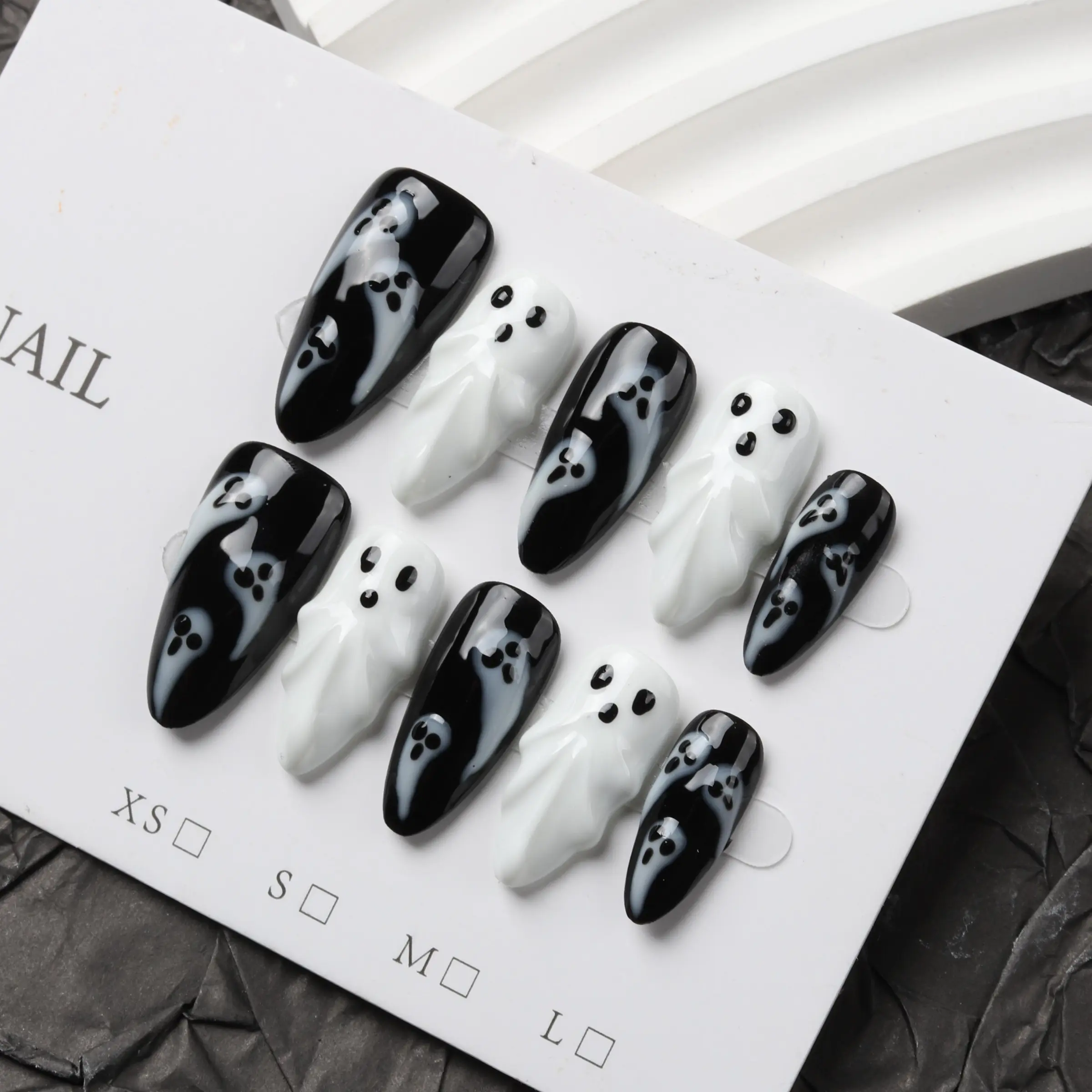 10 Pcs Almond Press-On Nails, Almond Fake Nails, Almond Shape Nails, Removable Halloween Ghost Design, 3D Carved Nail Art, Decorative Nails, Perfect for Gifts or Daily Wear，Halloween nails