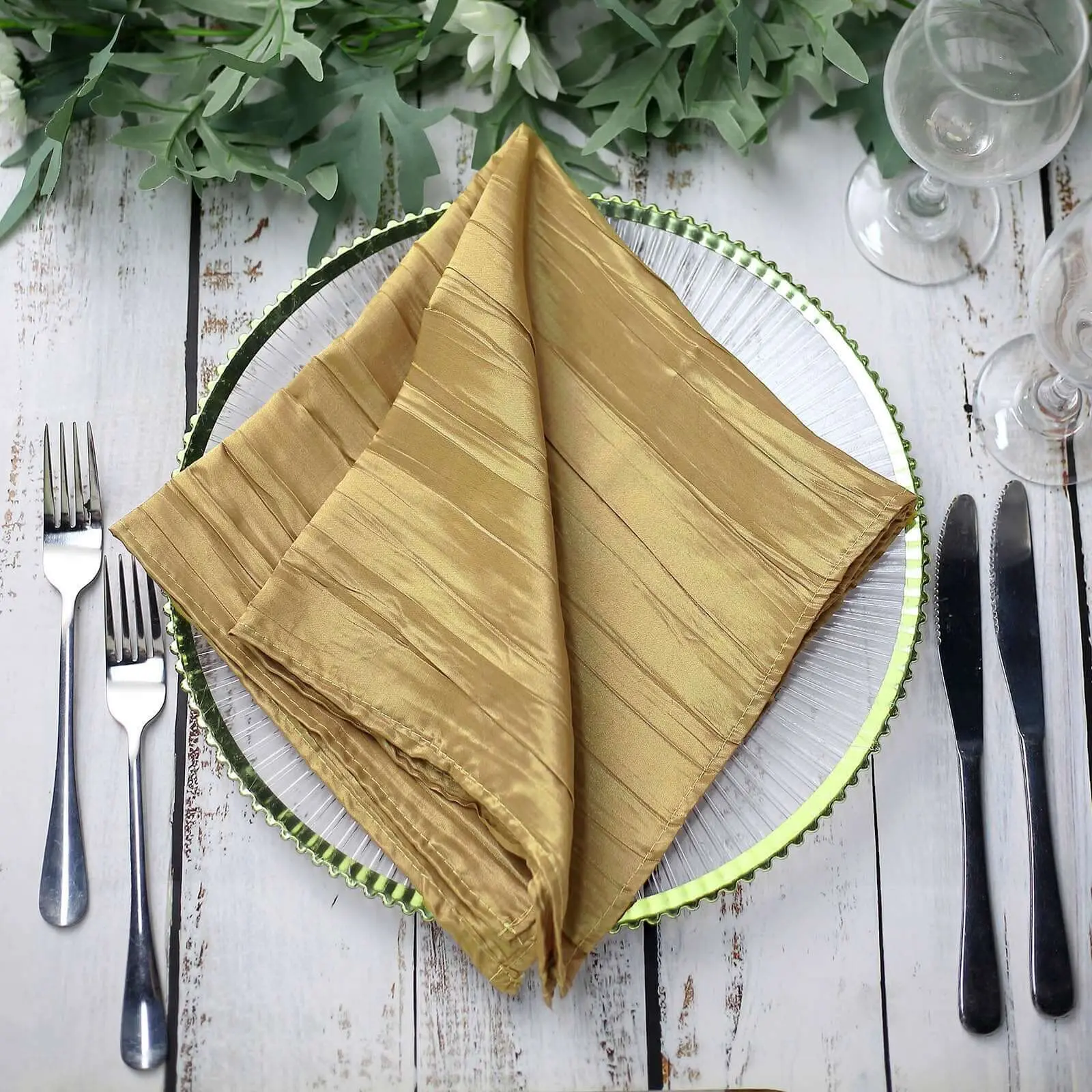 Gold Accordion Fold Crinkle Taffeta Square Napkins, 5-Pack Multipack 20"x20" Glam Tableware for Luxurious Birthday Events, Luxurious Events