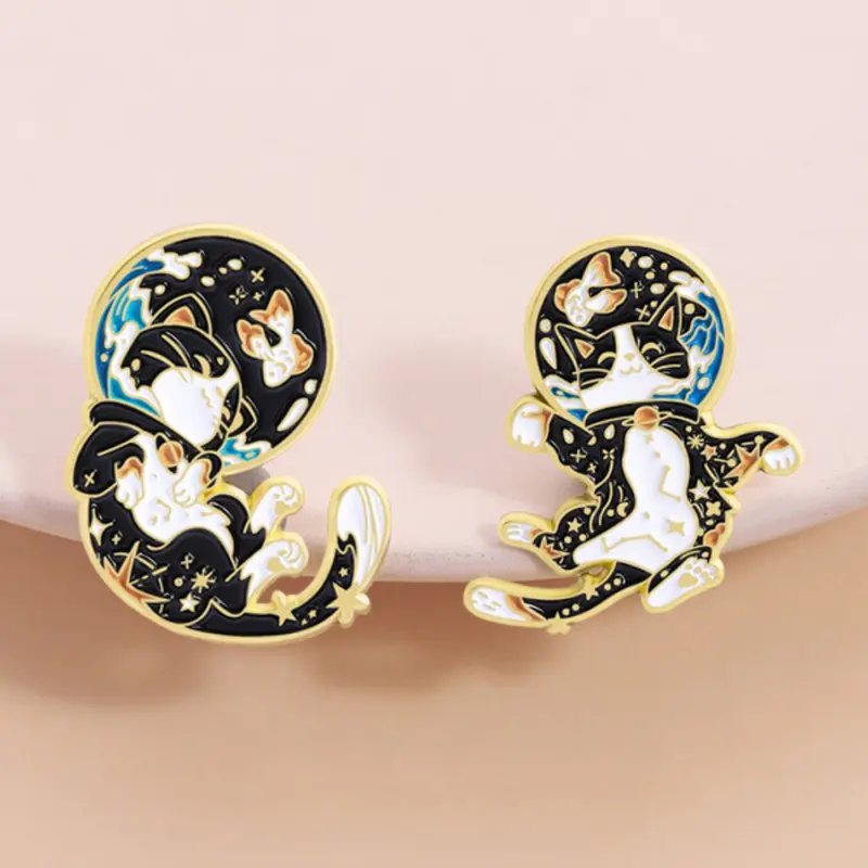 2 Piece Space Cat Brooch Set, Starry Moon Fantasy Theme, Cute Pet Creative Design, Dreamy Healing Style, Daily Fantasy Accessory, Drop Set Pins, Fashion Accessory, Alloy Brooch Pin